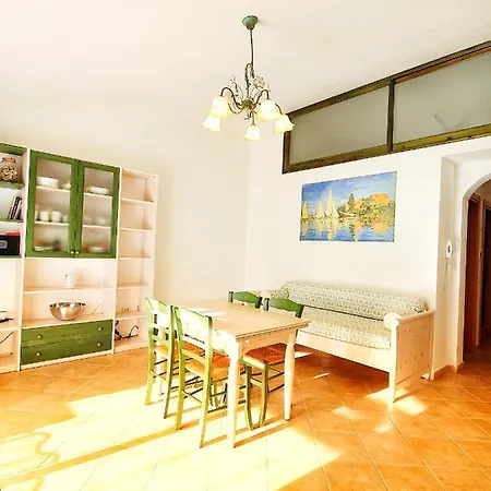 Casa Il Nicchio アルバタクス